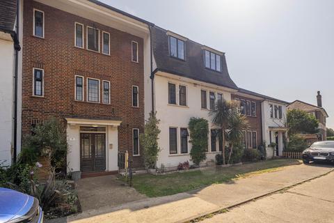 undefined, Tower Road, Twickenham, TW1
