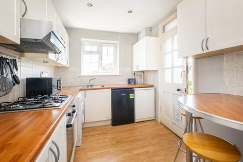 undefined, Tower Road, Twickenham, TW1