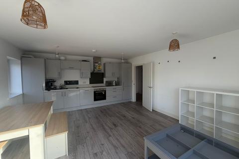 3 bedroom flat to rent, Parker Street, London, Greater London