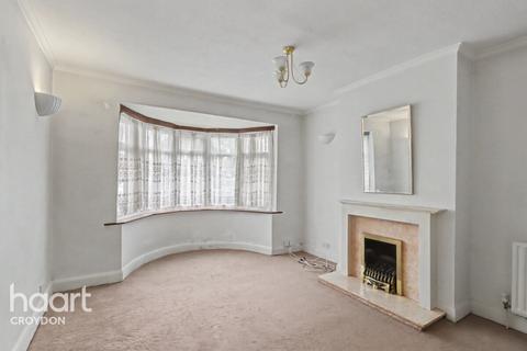 undefined, Chaffinch Avenue, Croydon