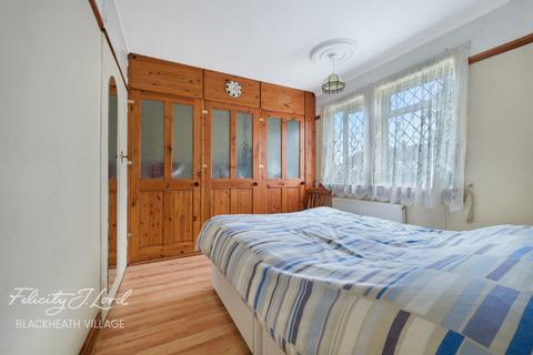 3 bedroom terraced house for sale, Kellaway Road, London SE3