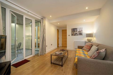 1 bedroom flat for sale, Queensborough Terrace, London, W2