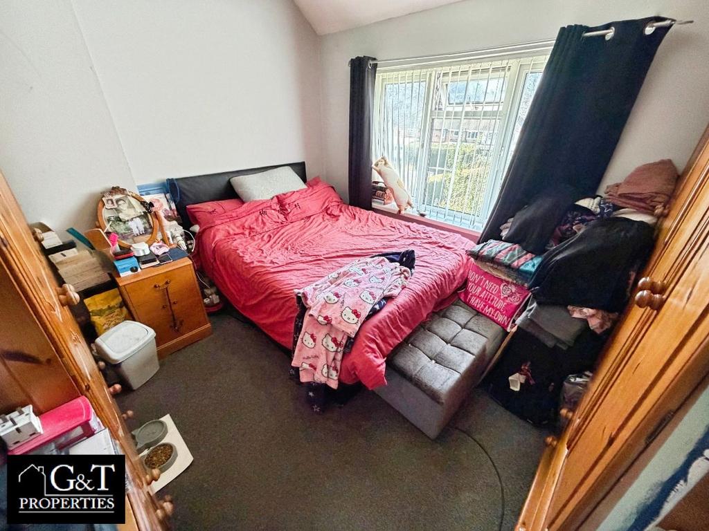 Second bedroom