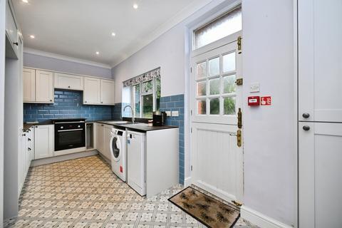1 bedroom flat for sale, Dyke Road Avenue, Brighton