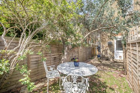 undefined, Sidney Road, Twickenham, TW1
