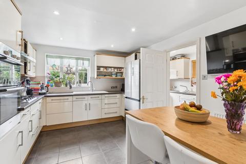 4 bedroom detached house for sale, Silk Mill Road, Redbourn, AL3
