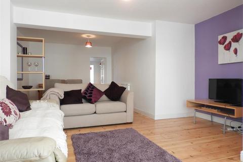 undefined, Belle Vue Road, Swindon SN1