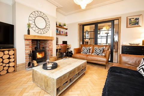 undefined, Brighouse, Brighouse HD6