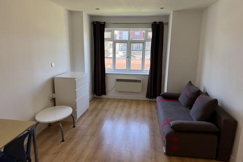 1 bedroom flat to rent, Simon Court, Neeld Crescent NW4 3RR