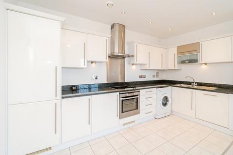 2 bedroom flat for sale, High Street, Southampton, Hampshire, SO14