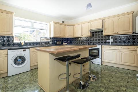 undefined, Waldegrave Road, Teddington, TW11