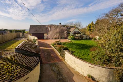 4 bedroom detached house for sale, Farthing Common, Lyminge, CT18