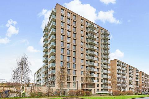 2 bedroom flat to rent, Booth Road, London E16