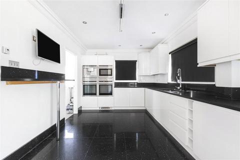4 bedroom detached house for sale, Meadowbanks, Barnet Road, Arkley, Hertfordshire, EN5