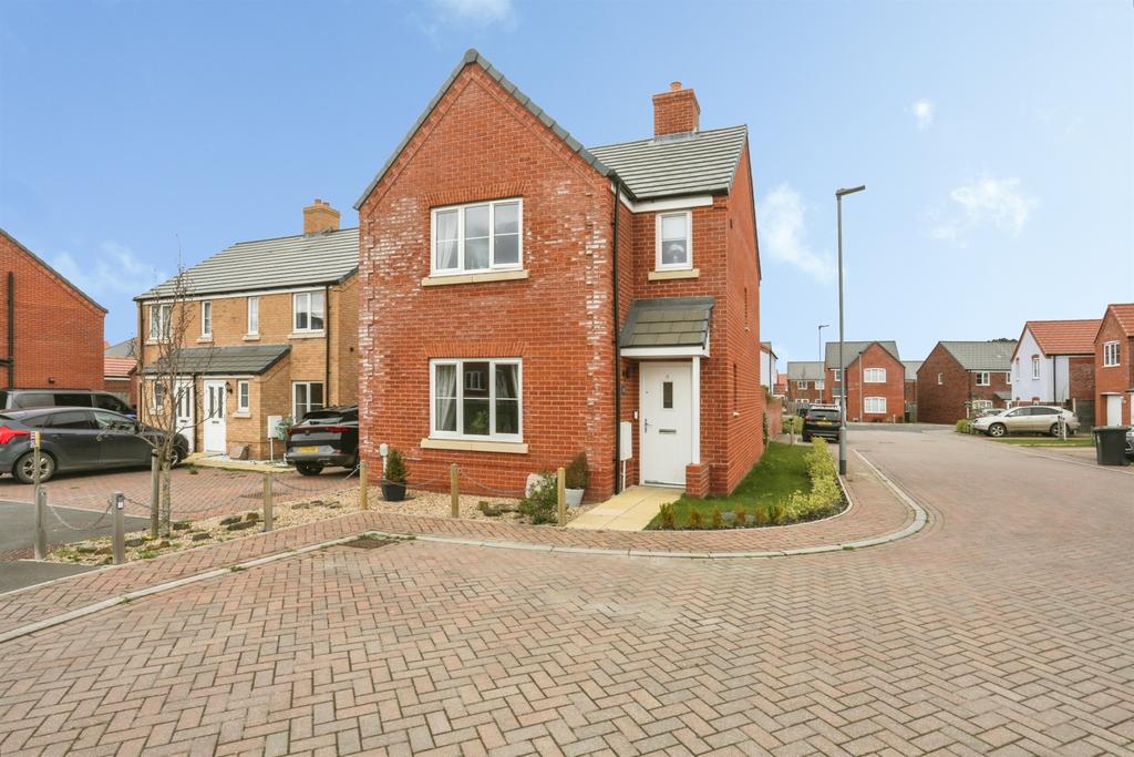 3 bedroom detached house for sale