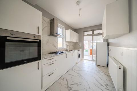 3 bedroom house to rent, North Way, London, NW9