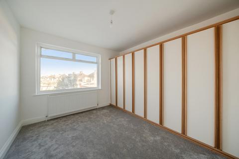 3 bedroom house to rent, North Way, London, NW9