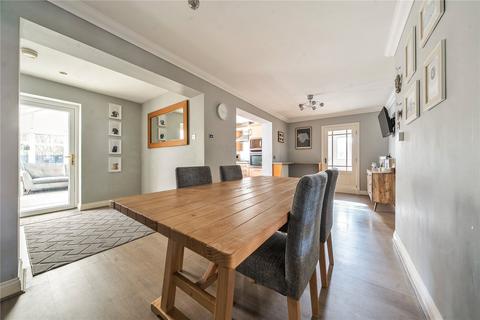 4 bedroom detached house for sale, St Aiden Close, Market Weighton, York, YO43