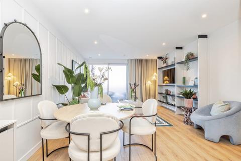 2 bedroom apartment for sale, Union Court, The Exchange, Watford