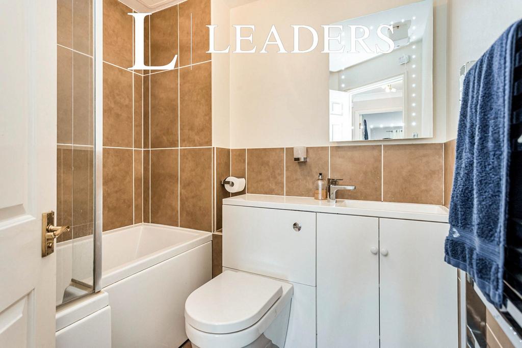 Main bathroom