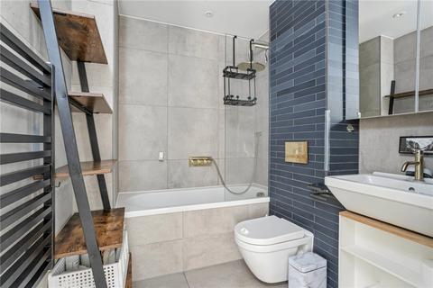 undefined, Dock Street, London, E1