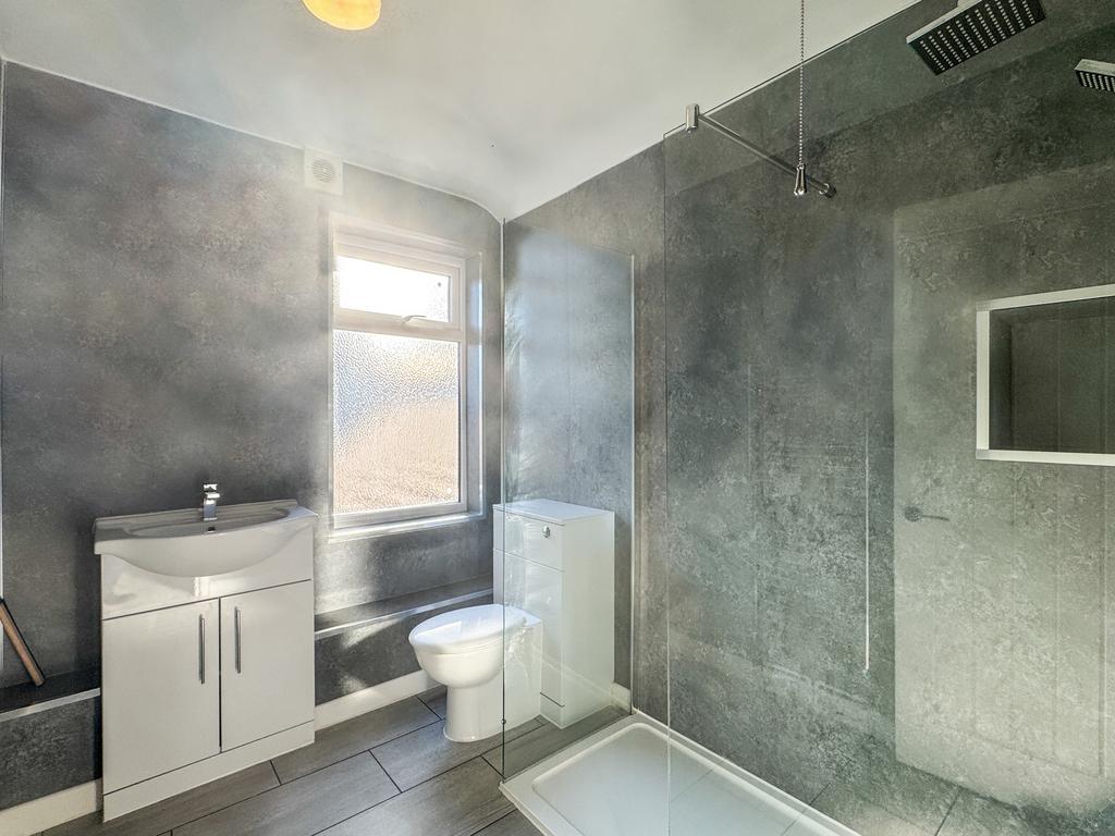 Shower/WC