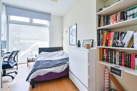 2 bedroom flat to rent, Steedman Street, Elephant and Castle, London, SE17