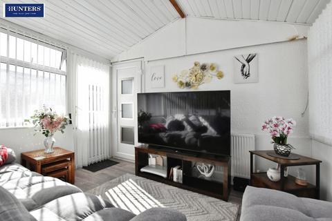 2 bedroom park home for sale, Ashfield Park, Scunthorpe
