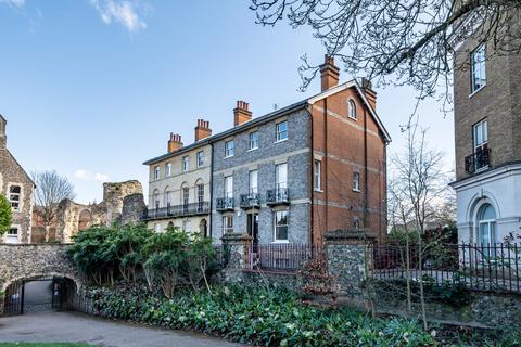 undefined, Abbots Walk, Berkshire RG1