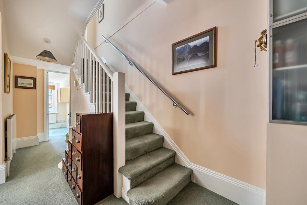 1424391-15-69b176...