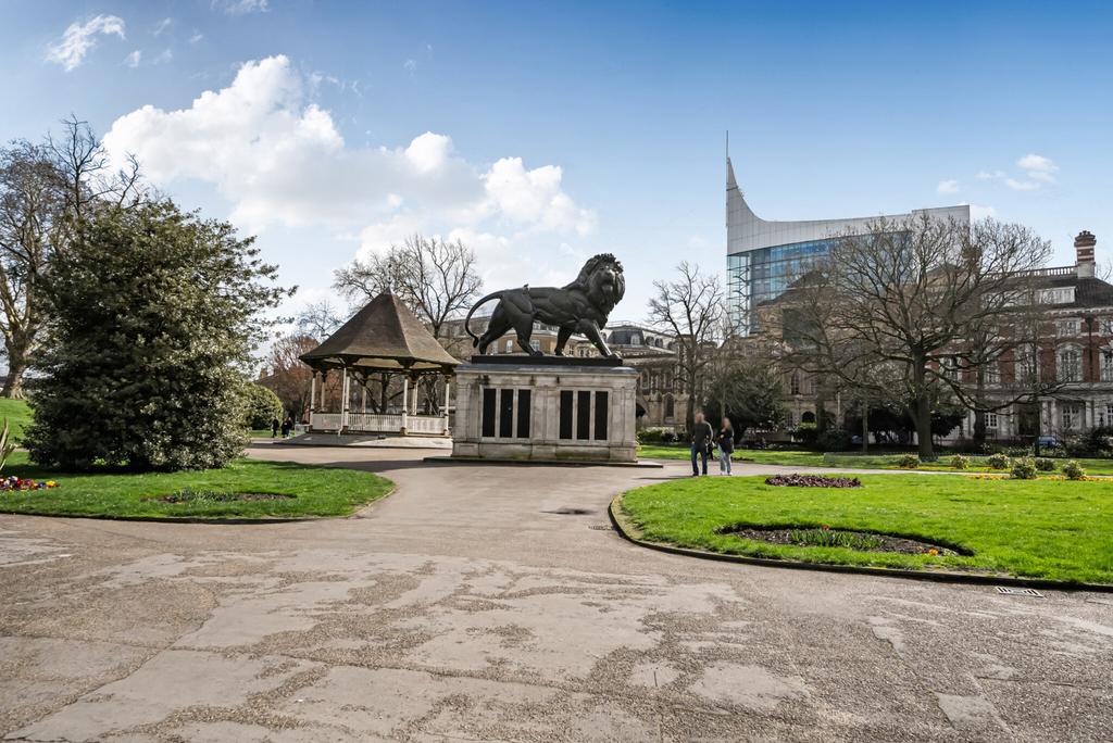 1424391-1-69b175f...