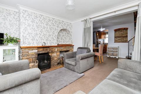 3 bedroom terraced house for sale, High Street, Wrestlingworth, Sandy, Bedfordshire, SG19