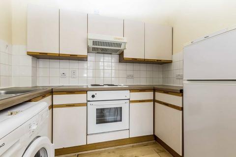 1 bedroom flat to rent, Putney High Street, London SW15