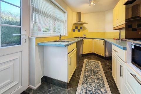 3 bedroom semi-detached house to rent, Grove Street, Stockport SK7