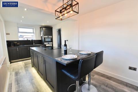 3 bedroom end of terrace house for sale, Marshfield Road, Scunthorpe