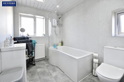 3 bedroom end of terrace house for sale, Marshfield Road, Scunthorpe