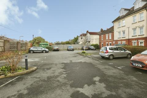 2 bedroom flat for sale, Southampton Road, Eastleigh, Hampshire, SO50