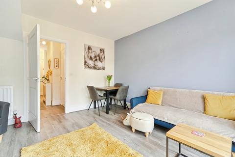 3 bedroom terraced house for sale, Bletchley Way, Horsforth, Leeds