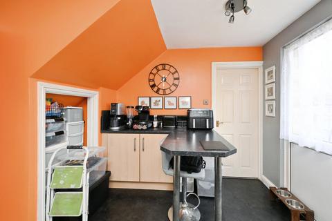 3 bedroom end of terrace house for sale, Upper Mealines, Harlow