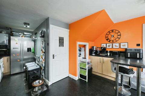 3 bedroom end of terrace house for sale, Upper Mealines, Harlow
