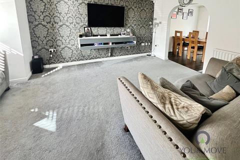 4 bedroom detached house for sale, MacDonald Close, Oldbury B69