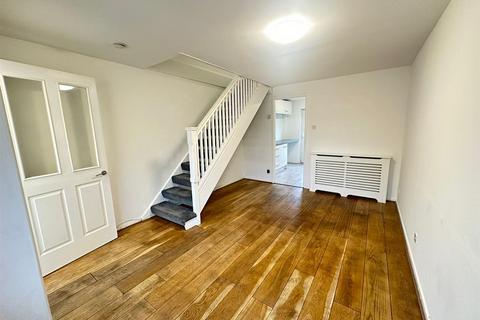 2 bedroom terraced house for sale, Telford Drive, Walton-On-Thames