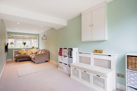 4 bedroom house for sale, The Crescent, Twyford, OX17