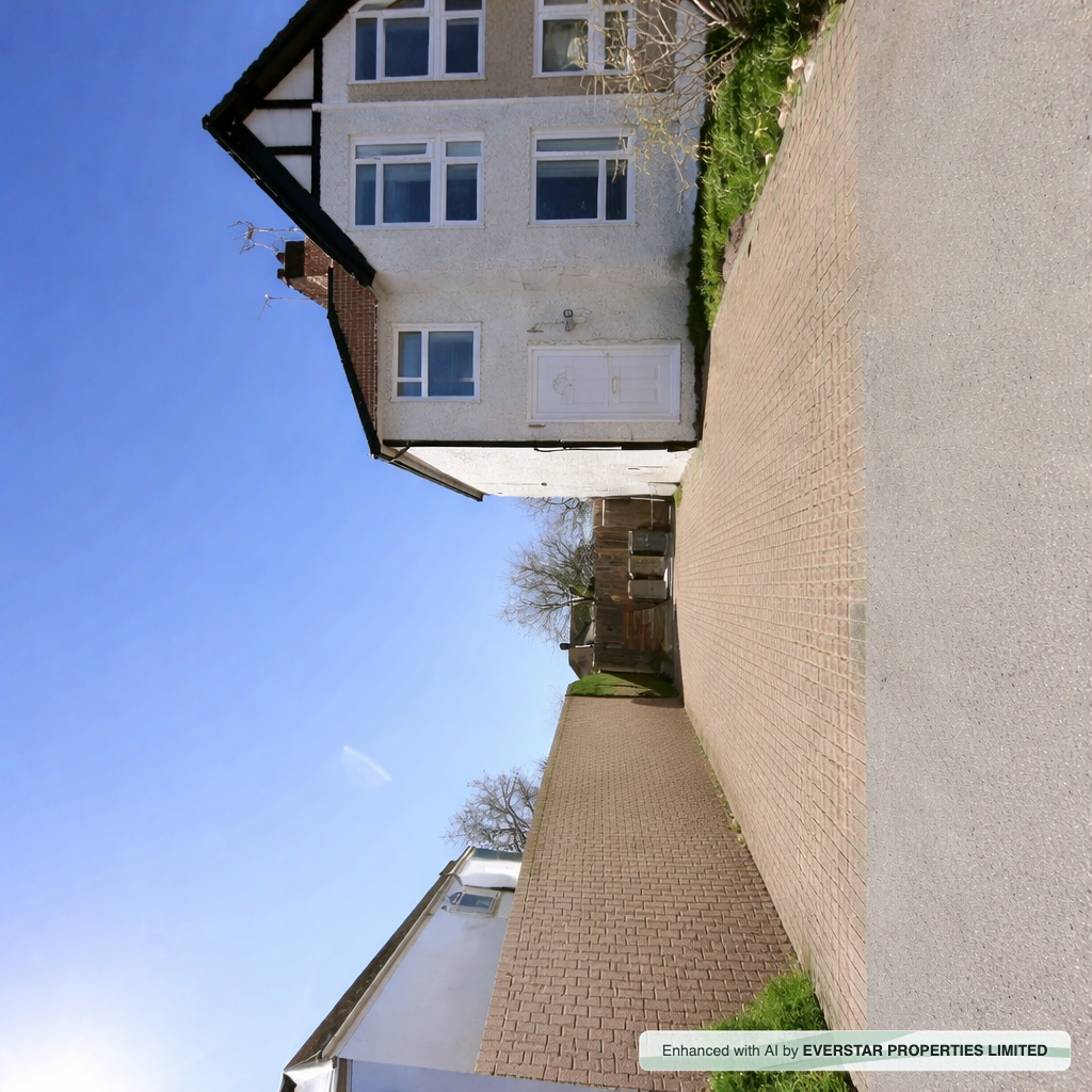 3 Bedroom Property to Let – Hampden Road, Harro
