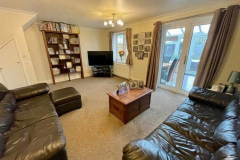 undefined, Weldon Close, Luton, Bedfordshire, LU2 9TS