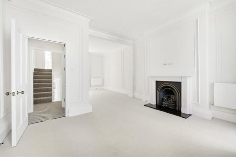 undefined, Cadogan Place, Belgravia, London