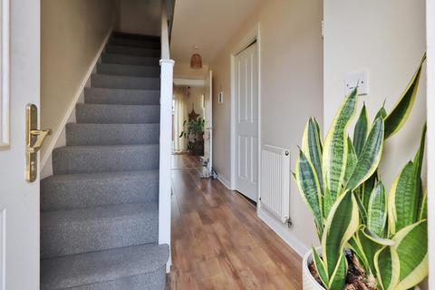 2 bedroom terraced house for sale, Sissinghurst Close, Rugby CV22