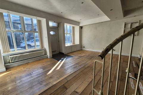 undefined, High Street West, Glossop, Derbyshire, SK13