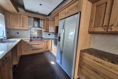 undefined, High Street West, Glossop, Derbyshire, SK13