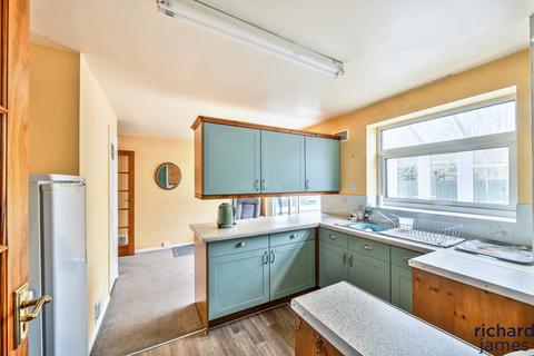 undefined, Beverley, Toothill, Swindon, SN5